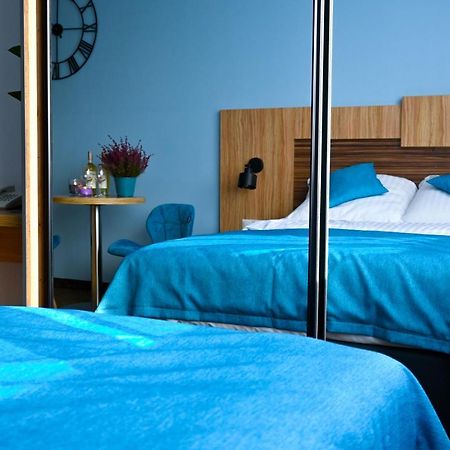 Aparthotel Legnica - Apartamenty Z Aneksem Kuchennym 외부 사진